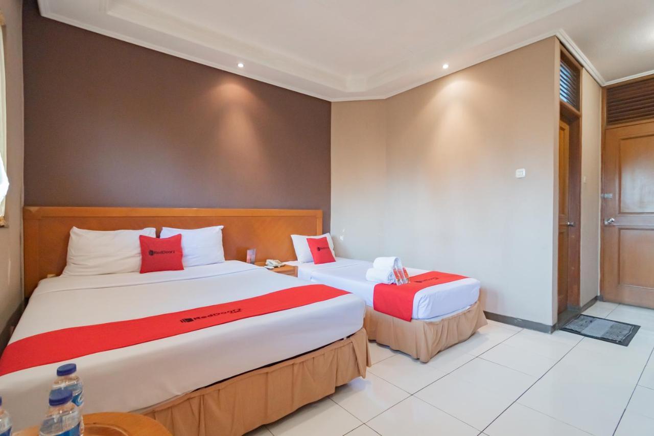 Reddoorz Plus @ Sukamulya Pasteur 2 Bandung Exterior foto